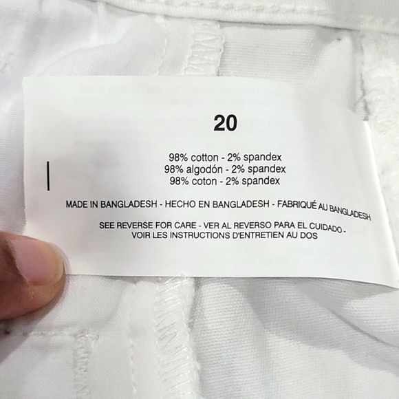 NWT Anne Klein Size 20 Cotton/Spandex Blend White Jean Chino Shorts with Pockets - Picture 5 of 7